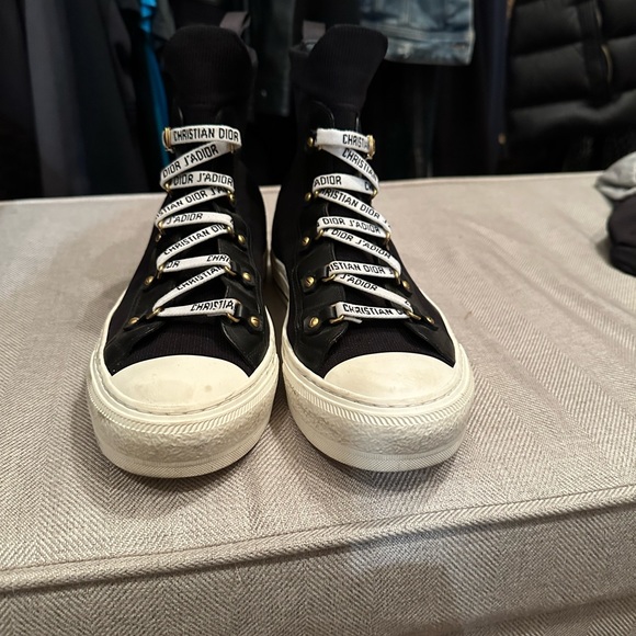 Dior statement sneakers,no flows worn once comes with box - Picture 4 of 5